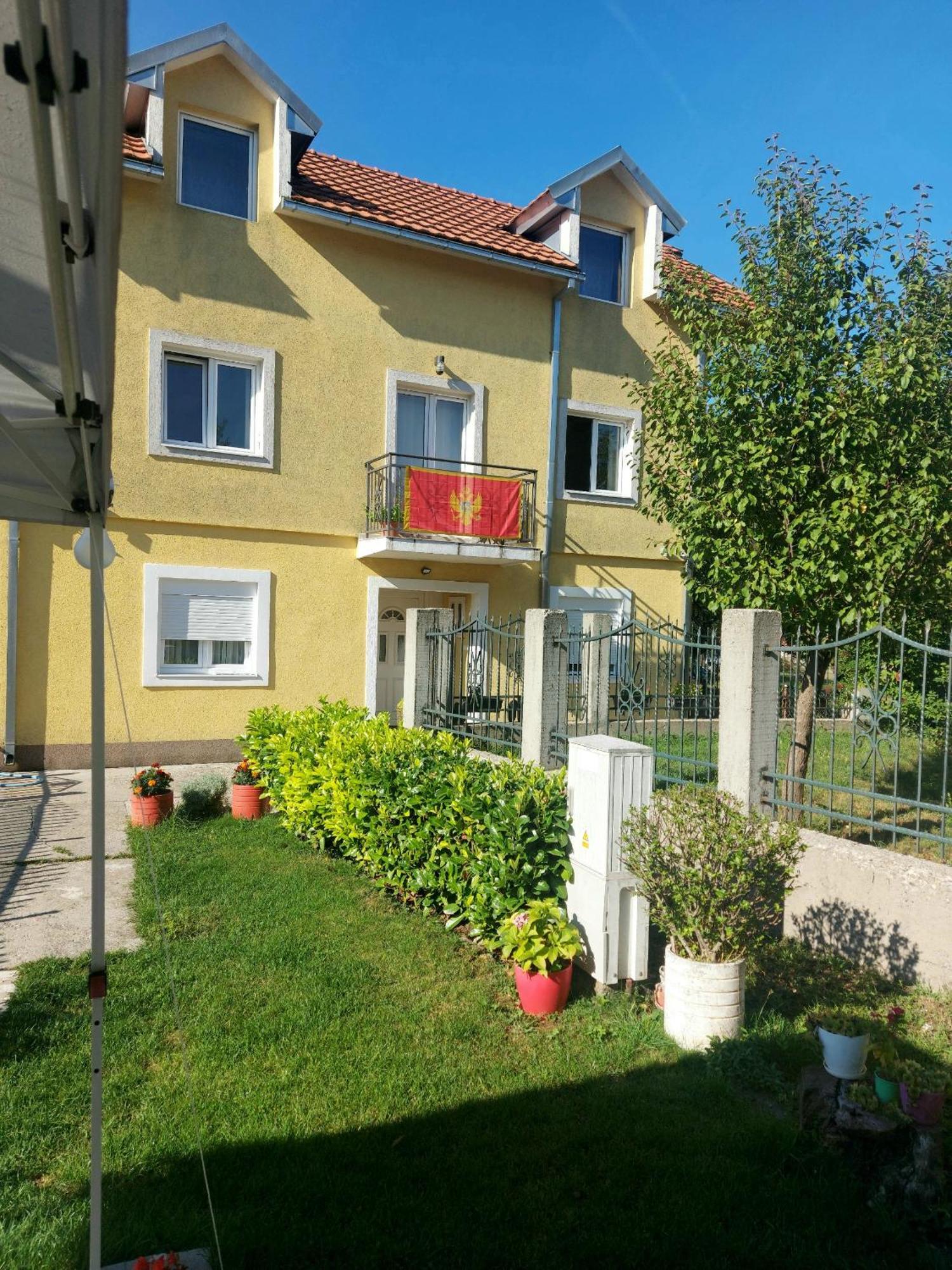 Lucic Guesthouse Cetinje Exterior photo